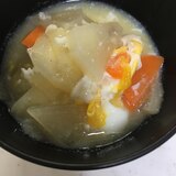 大根と人参と落とし卵の白味噌汁(^^)